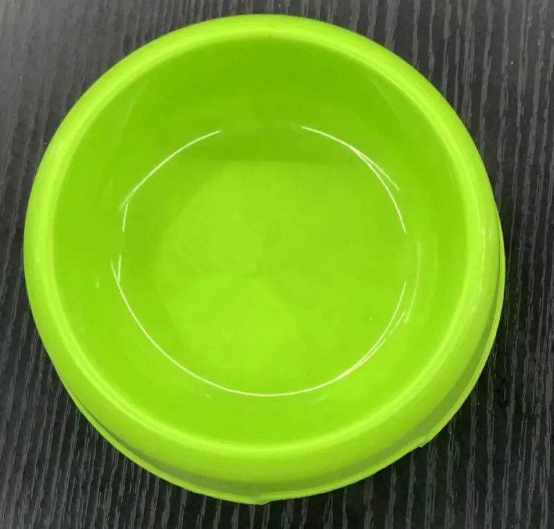 ​Bol Engros din Plastic pentru Animale, Verde Neon, model 2087