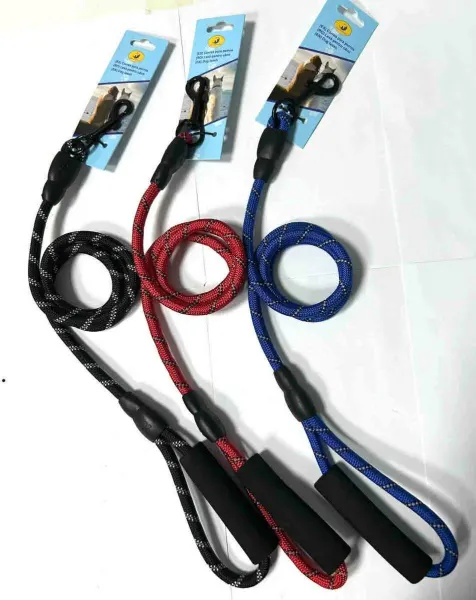 Lesă Engros pentru Câini Tip Coardă cu Mâner Ergonomic, model 2354